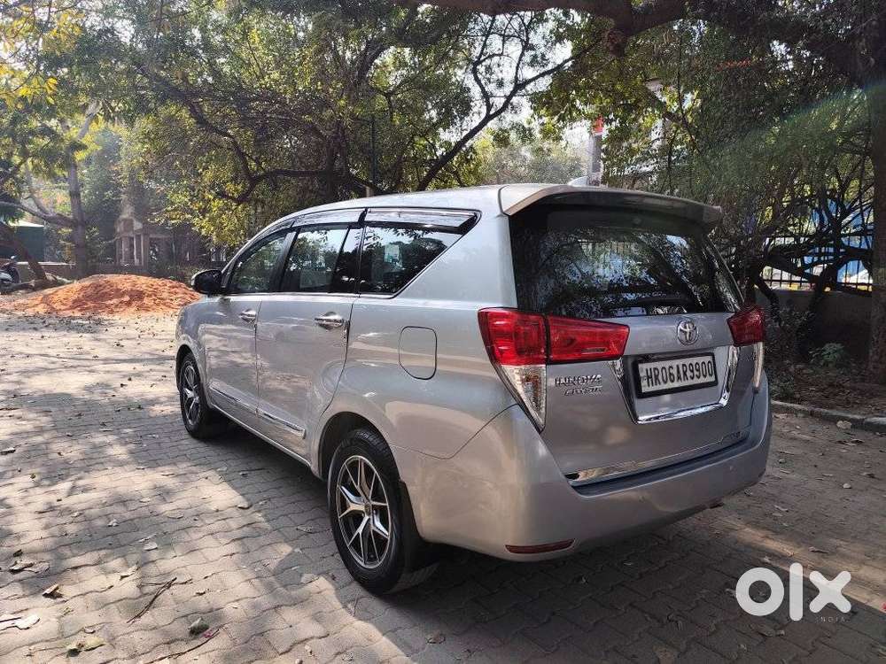 Toyota Innova Crysta