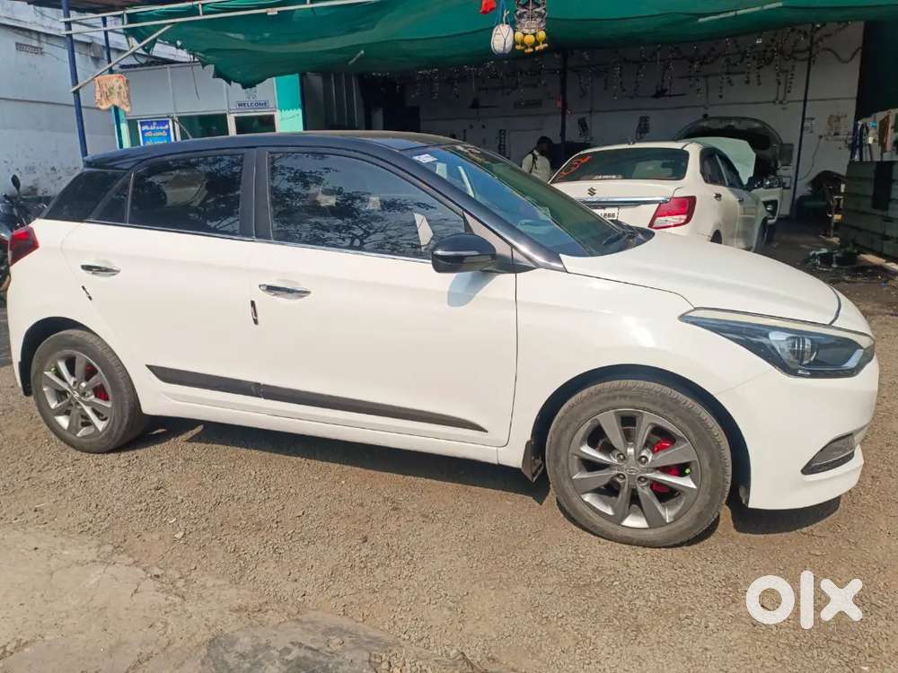 Hyundai I20 2016 Diesel 120000 Km Driven