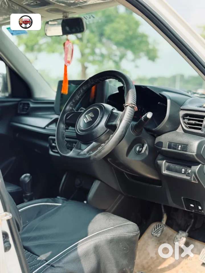 Maruti Suzuki Swift, 2025, Petrol