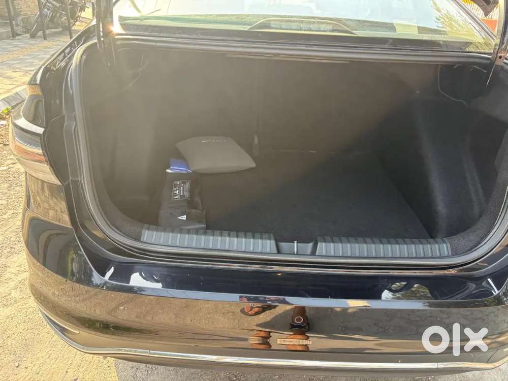 Volkswagen Virtus Topline Petrol Manual 2025