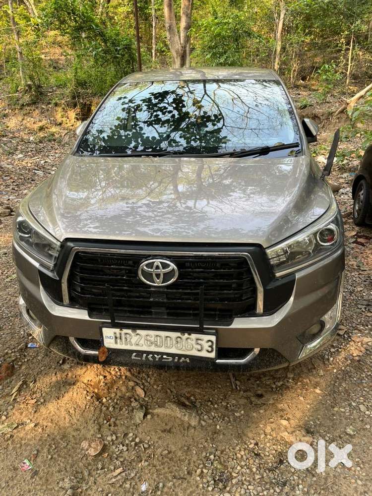 Toyota Innova Crysta 2017 Diesel 160000 Km Driven