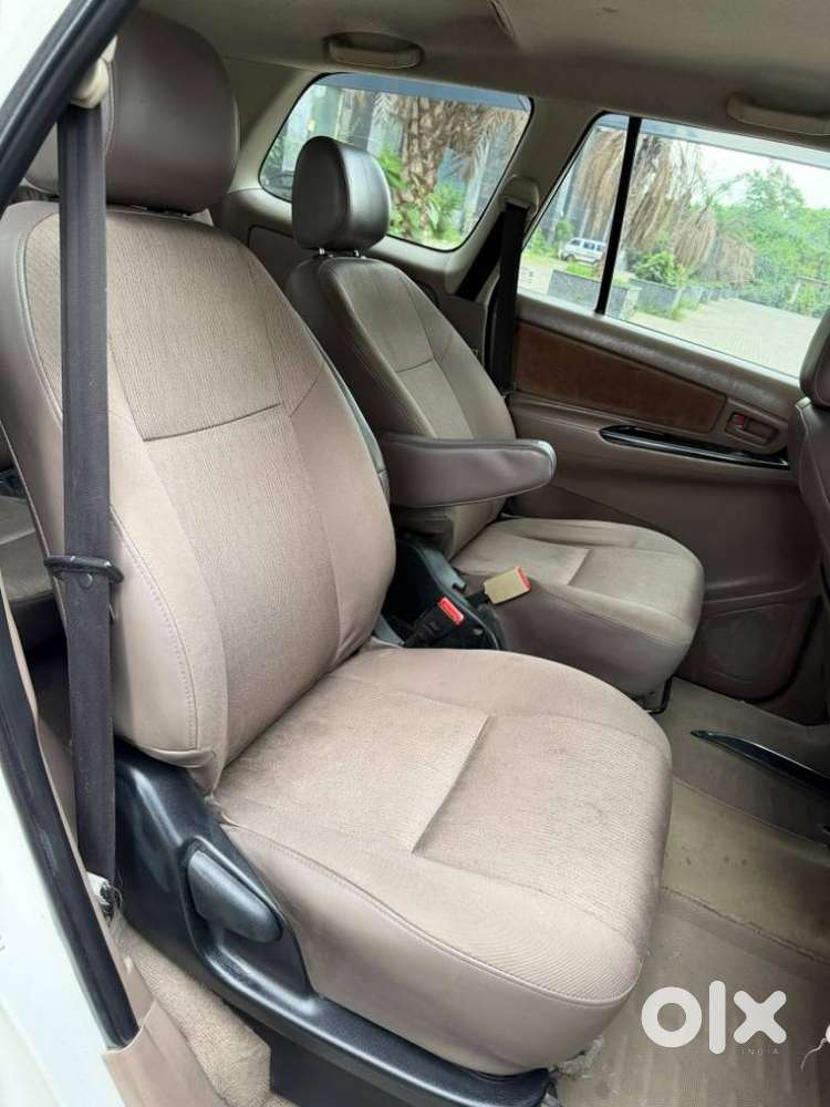 Toyota Innova, 2016, Diesel