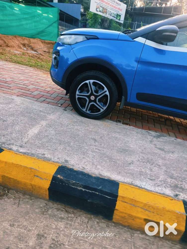 Tata Nexon, 2020, Petrol