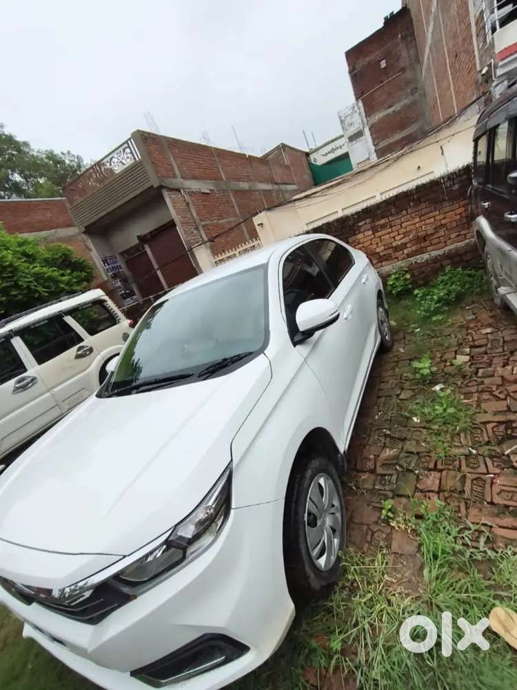 Honda Amaze Mt 2025