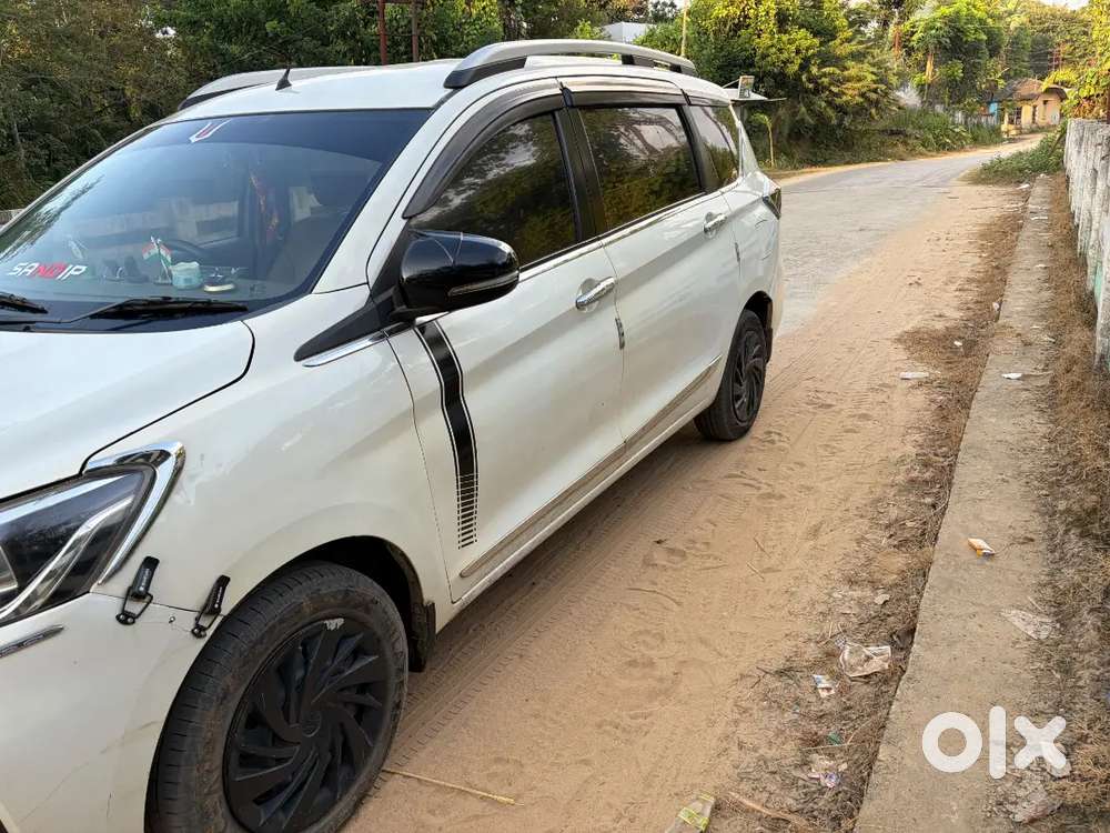 Maruti Ertiga Vxi Cng 2023