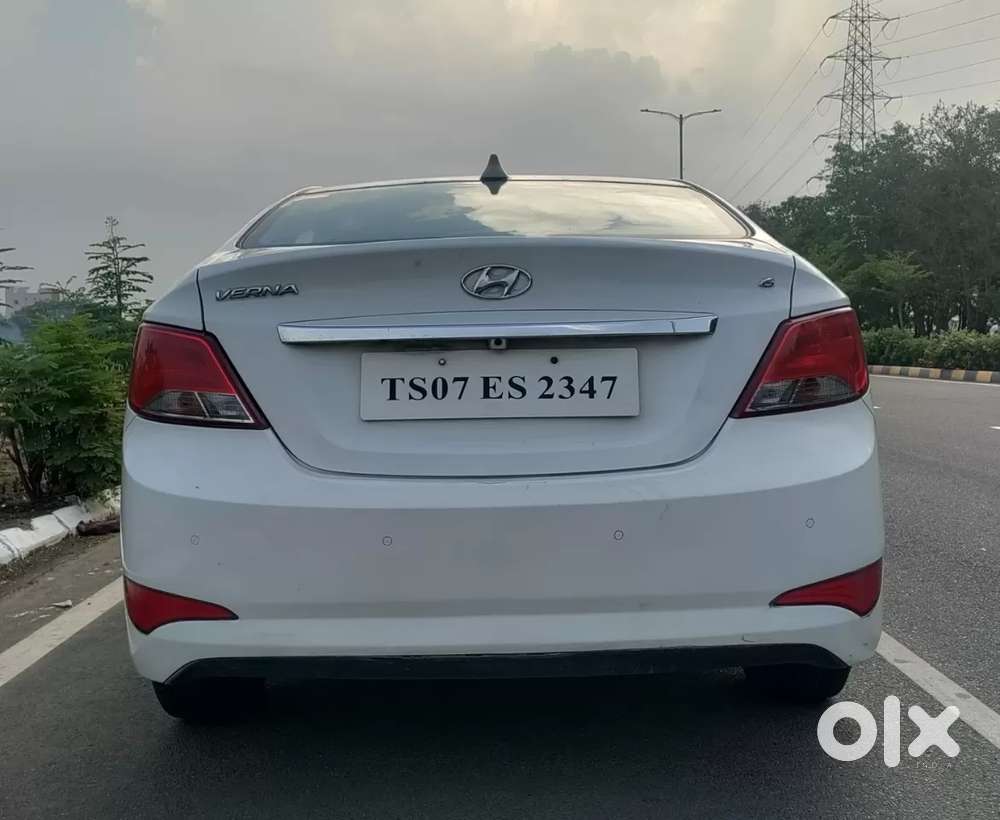 Hyundai Verna Fluidic 1.6 Crdi Sx Opt, 2015, Diesel