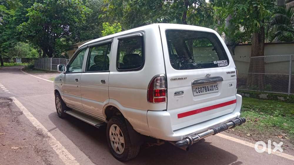 Chevrolet Tavera 2012-2017 Neo 3 Ls 7 Seats Bsiv, 2016, Diesel