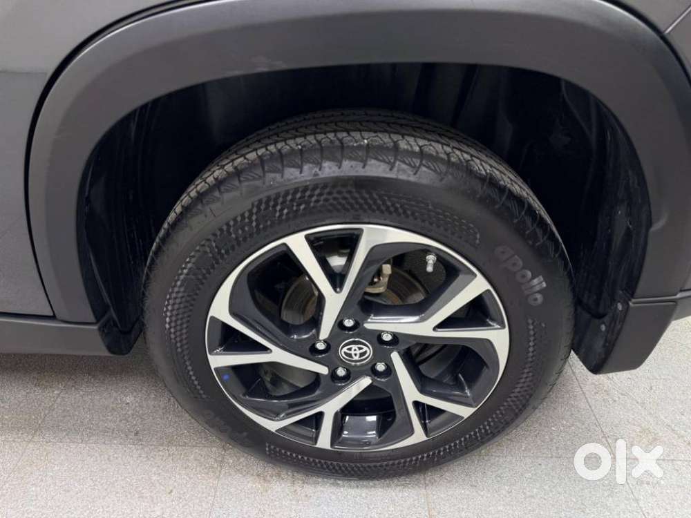 Toyota Urban Cruiser Hyryder 1.5 V Hybrid, 2024, Petrol