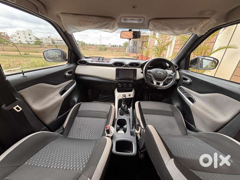 Nissan Magnite 1.0 Xv, 2024, Petrol
