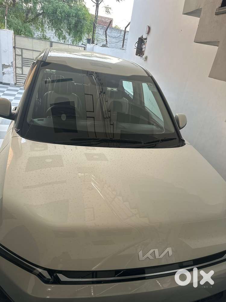 Kia Carens 2025 Hte Petrol Manual