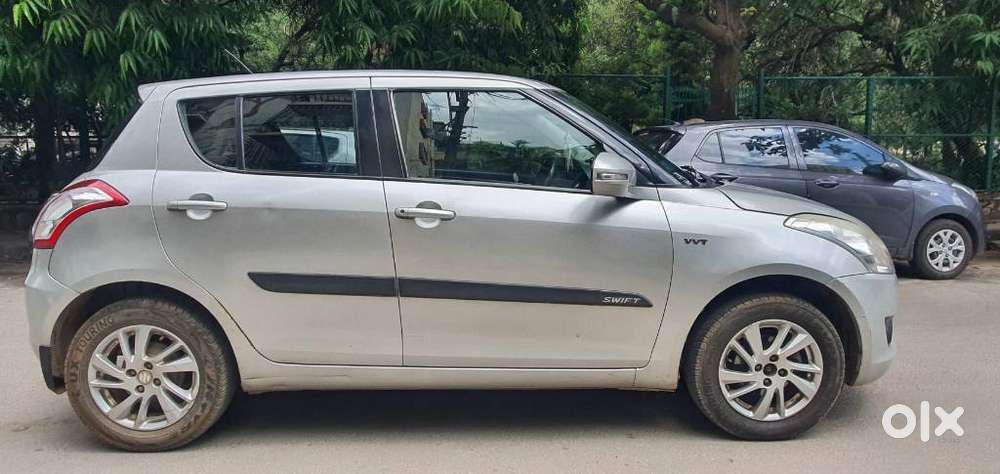 Maruti Suzuki Swift Zxi, 2011, Petrol