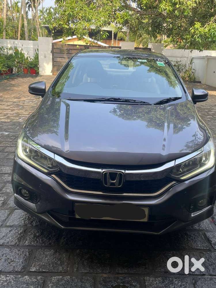 Honda City V Mt 2017  Single Owner  42,100 Km  Full Honda Service
