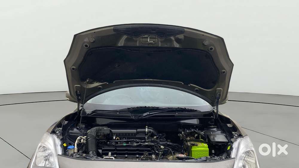 Maruti Suzuki Swift Amt Zxi, 2020, Petrol