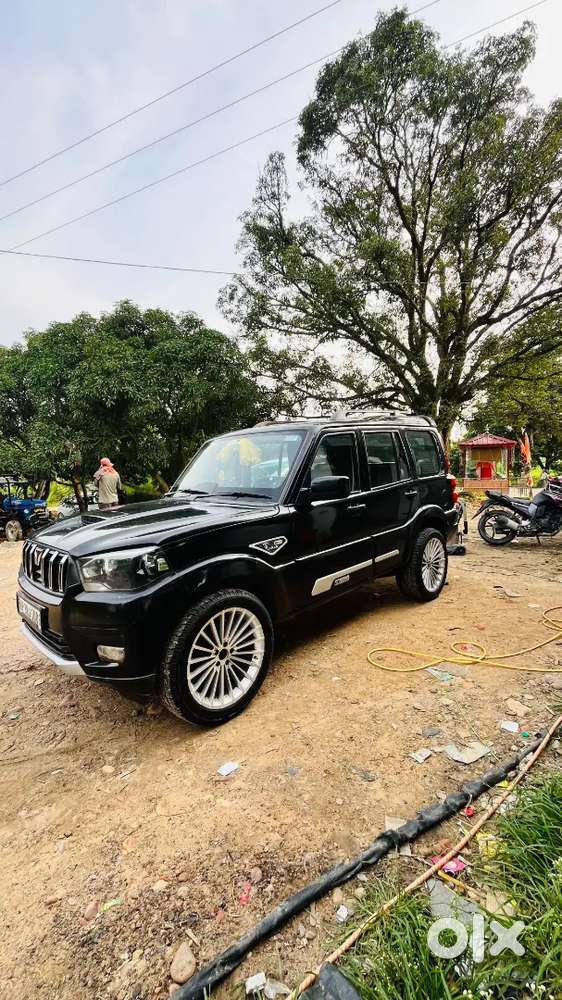 Mahindra Scorpio Classic 2025 Diesel Manual