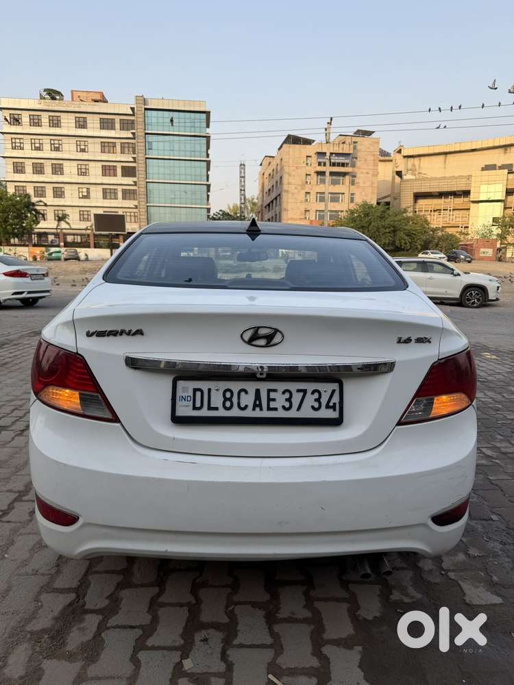 Hyundai Verna Crdi 1.6 Sx, 2014, Cng & Hybrids