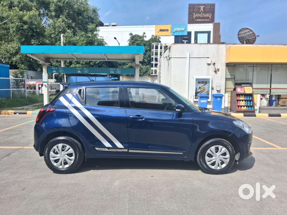 Maruti Suzuki Swift Vxi + Manual, 2021, Petrol