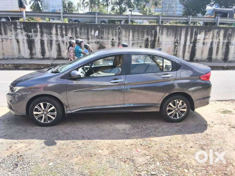 Honda City I-vtec V, 2017, Petrol