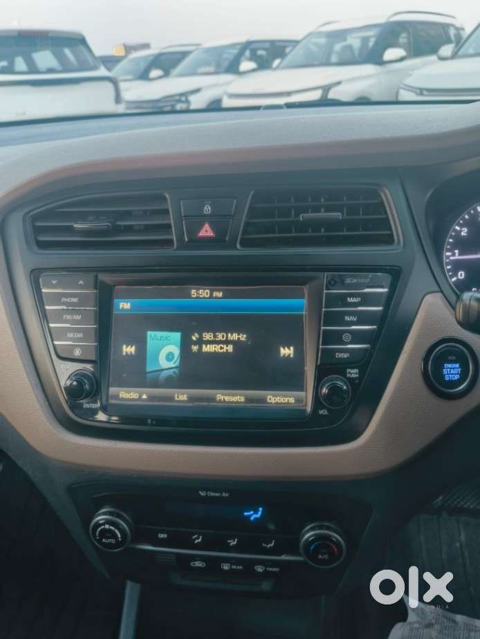 Hyundai I20 Petrol Asta Option, 2016, Petrol