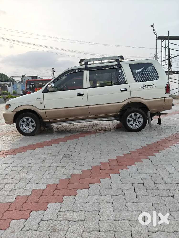 Chevrolet Tavera Ls 2011