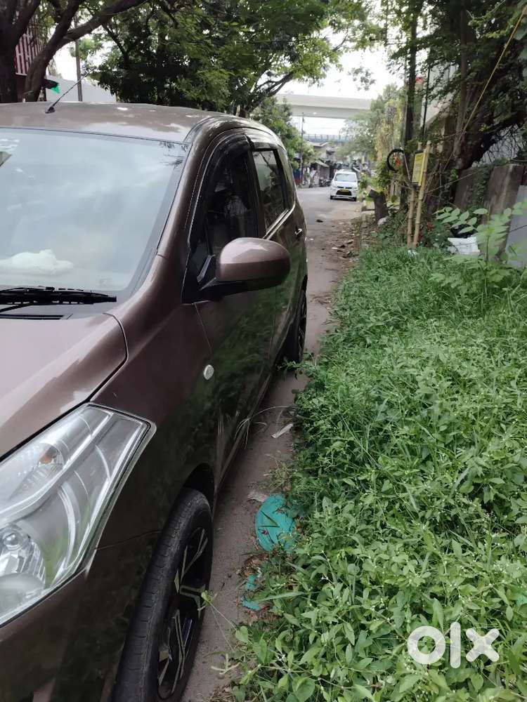 Maruti Suzuki Ertiga 2013 Lxi Automatic