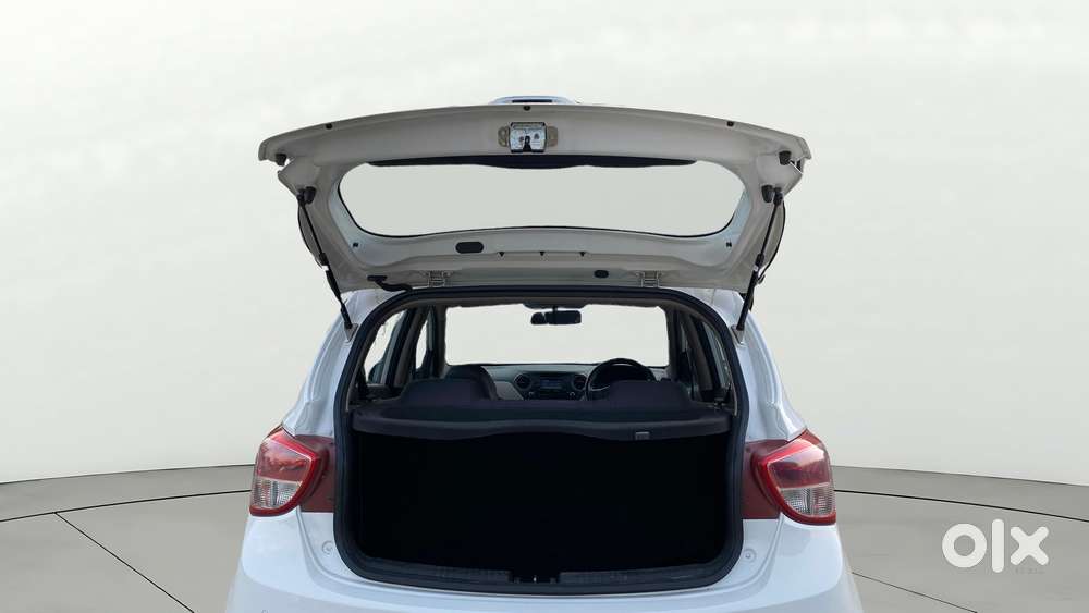 Hyundai Grand I10 Sportz 1.2 Kappa Vtvt, 2015, Petrol