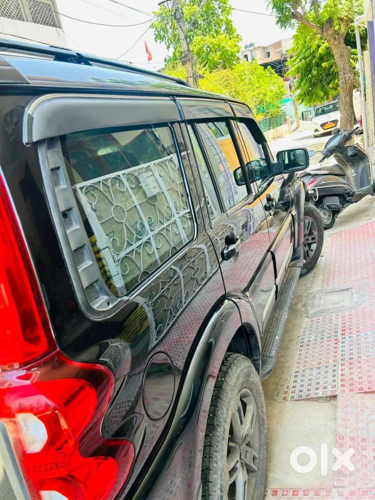 Mahindra Scorpio Classic 2022 Diesel Manual 1st