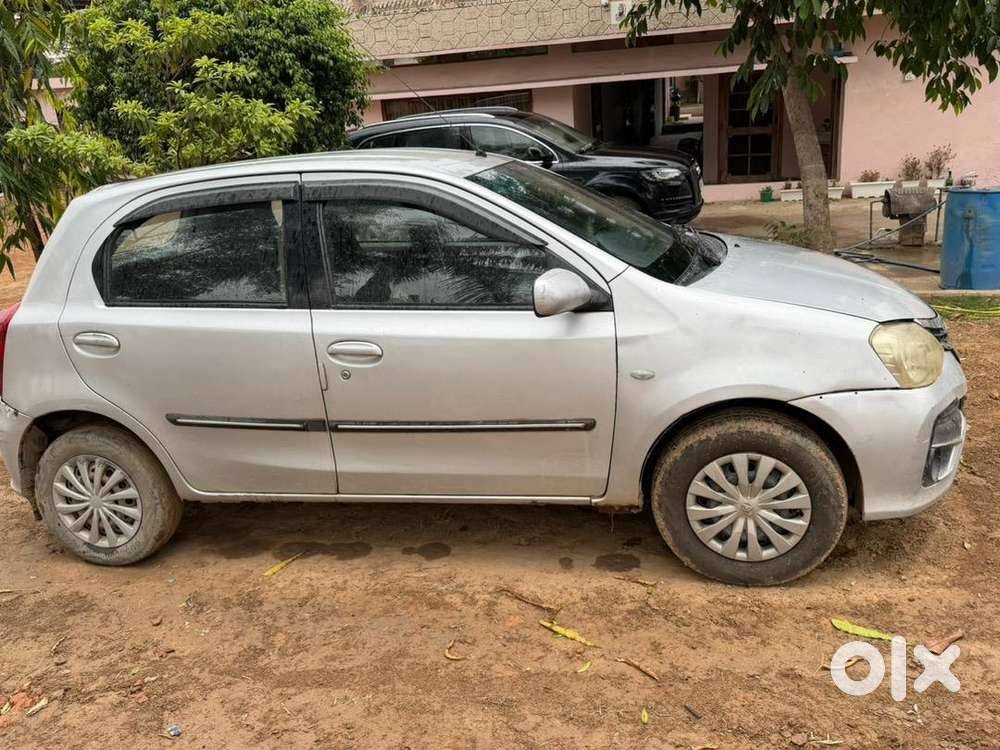 Toyota Etios Liva 2012 Diesel 170000 Km Driven