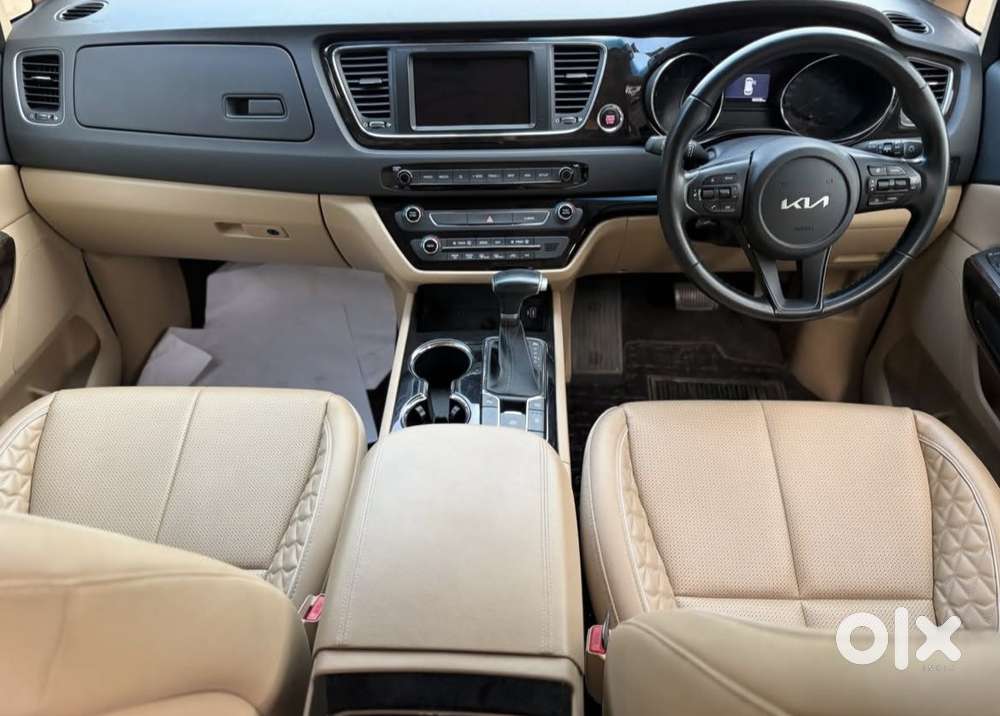 Kia Carnival Limousine Plus 7 Str, 2022, Diesel