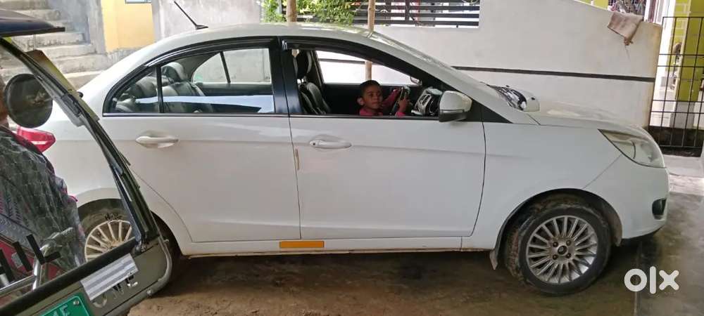 Tata Zest 1.2 Revotron 2015