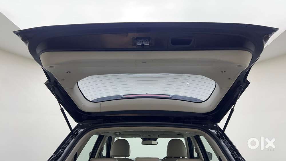 Mahindra Xuv300 W8 Option, 2019, Petrol