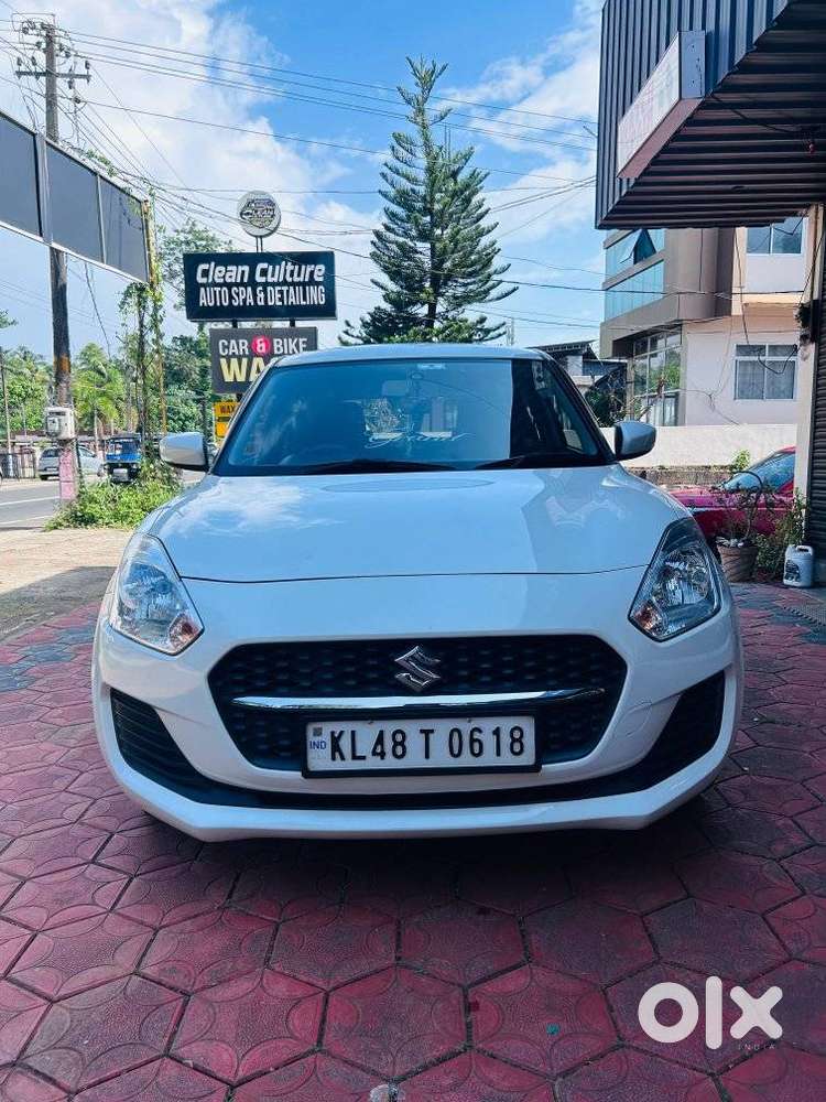 Maruti Suzuki Swift 1.2 Vxi (o), 2023, Petrol