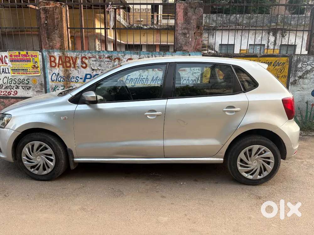 Volkswagen Polo [2015-2019] Petrol Manual