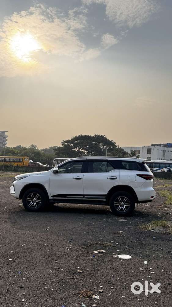 Toyota Fortuner 4x2 Mt 2.8 Diesel, 2021, Diesel