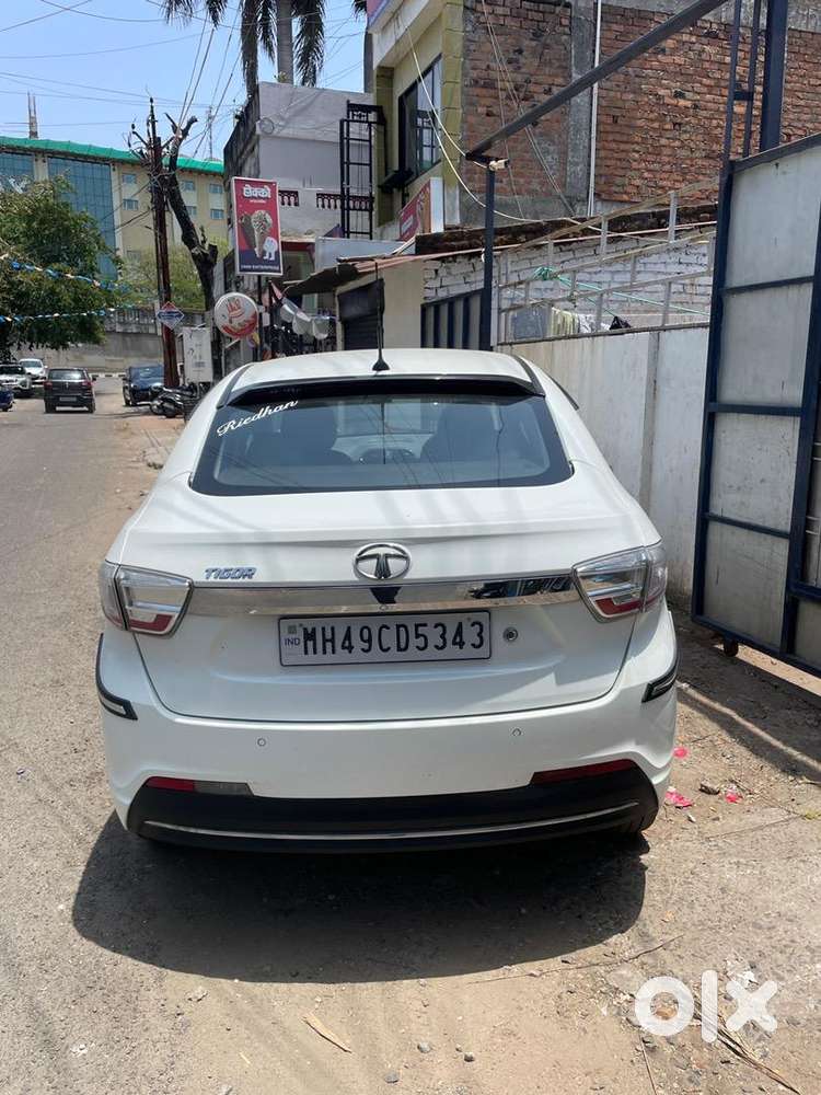Tata Tigor 2024 Petrol Well Maintained