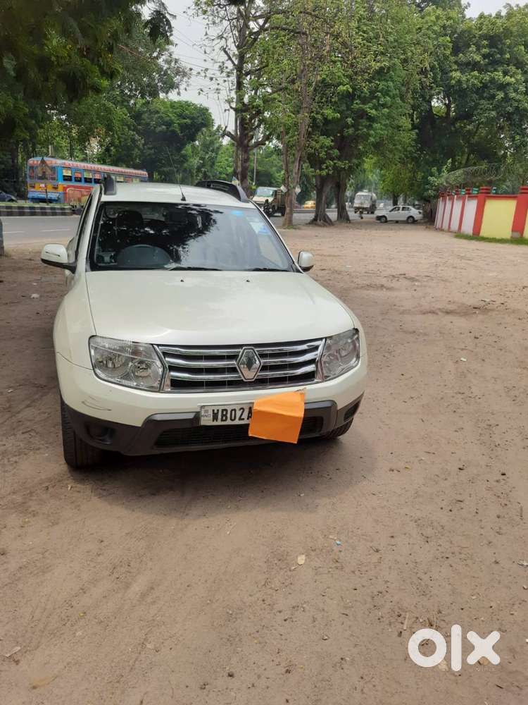 Personal Owner Driven 2013 Petrol Duster Tax Paid Till 2028 For Sell