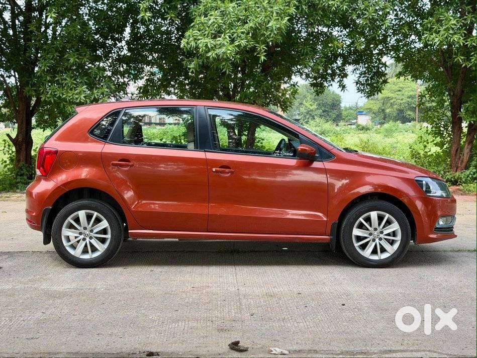 Volkswagen Polo Highline 1.6l Petrol, 2015, Petrol