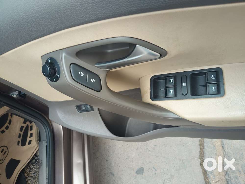 Volkswagen Vento 1.5 Tdi Highline Plus At, 2016, Diesel