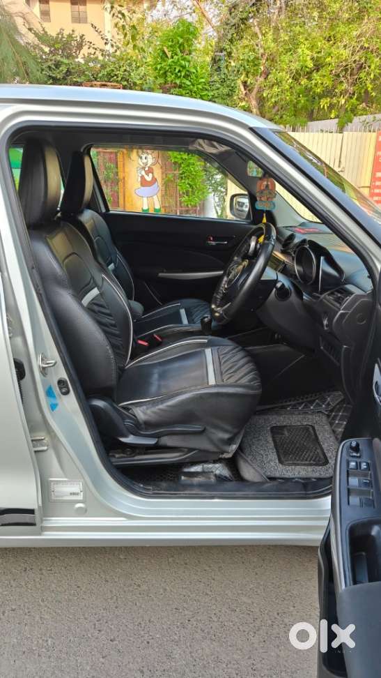 Maruti Suzuki Swift Zxi Plus, 2022, Petrol