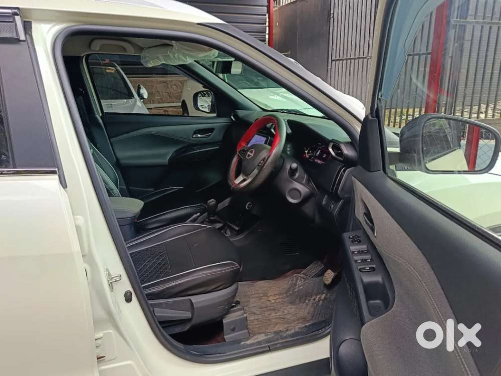 Nissan Magnite, 2025, Petrol