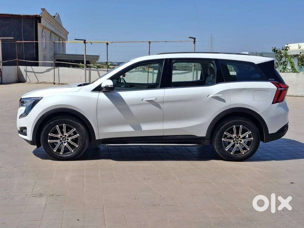 Mahindra Xuv700 2.2 Ax 7 Diesel At Str, 2023, Diesel