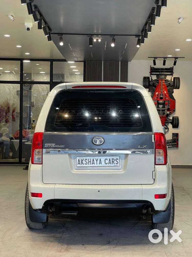 Tata Safari Storme Lx, 2013, Diesel