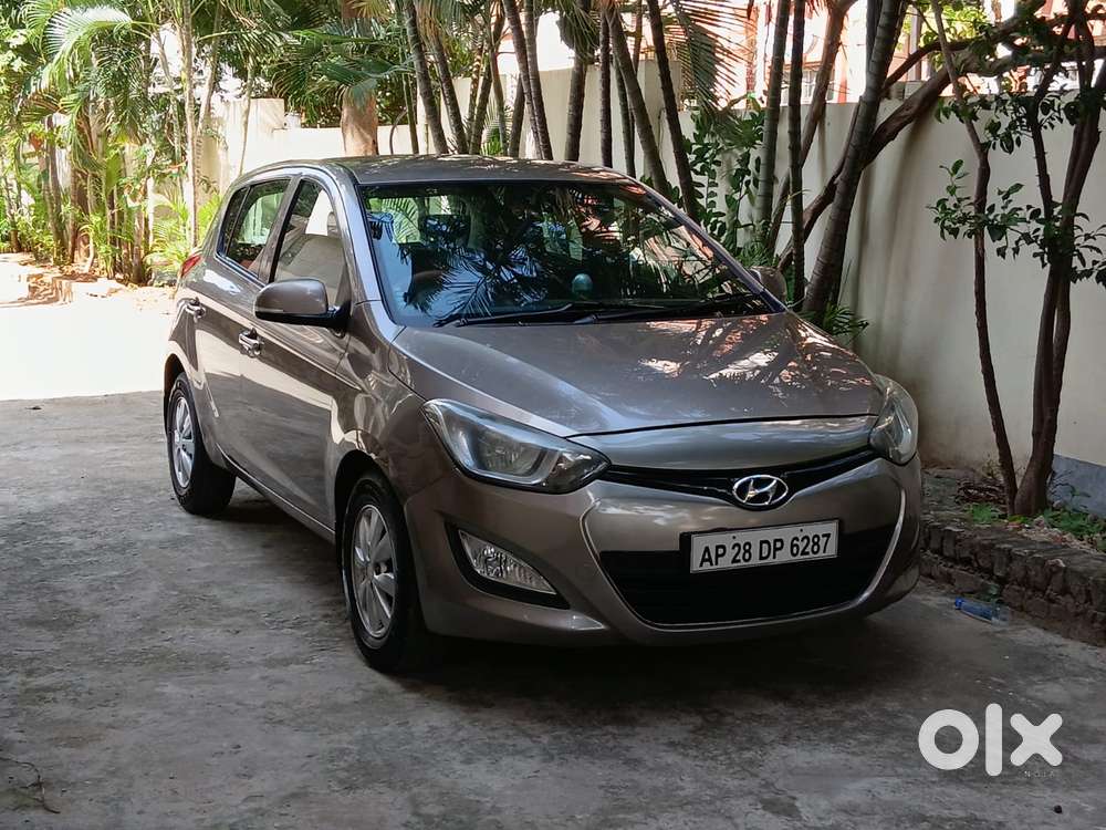 Hyundai I20 Sportz At 1.4, 2012, Petrol