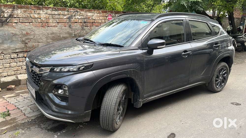 Maruti Suzuki Fronx Petrol Manual 2024