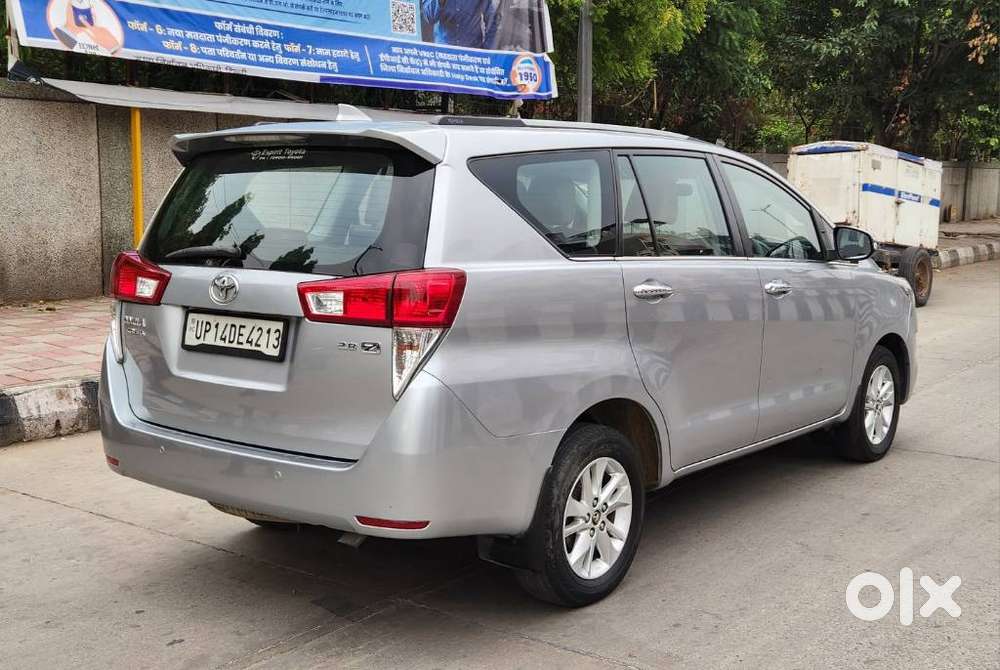 Toyota Innova Crysta 2.8 Zx At 7 Seater, 2017, Diesel