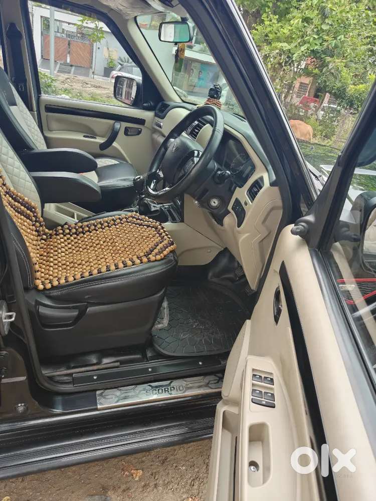 Mahindra Scorpio Classic 2023