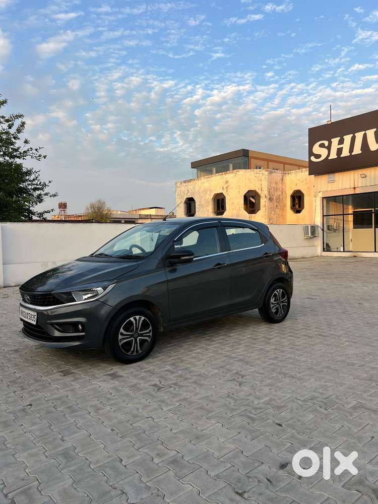 Tata Tiago 1.2 Revotron Xta, 2023, Petrol