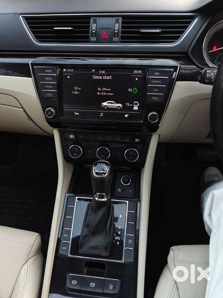 Skoda Superb Lk 1.8 Tsi At, 2017, Petrol