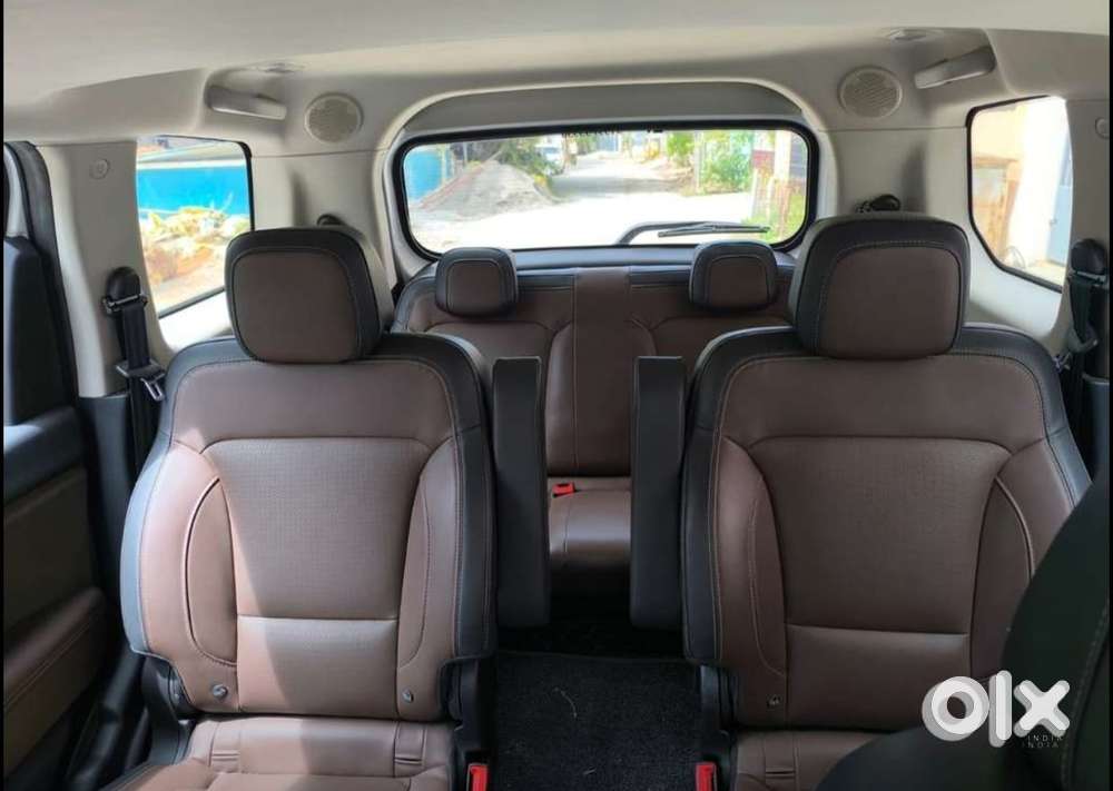 Mahindra Scorpio-n 2.0 Z8 L Petrol At 6 Str, 2024, Petrol
