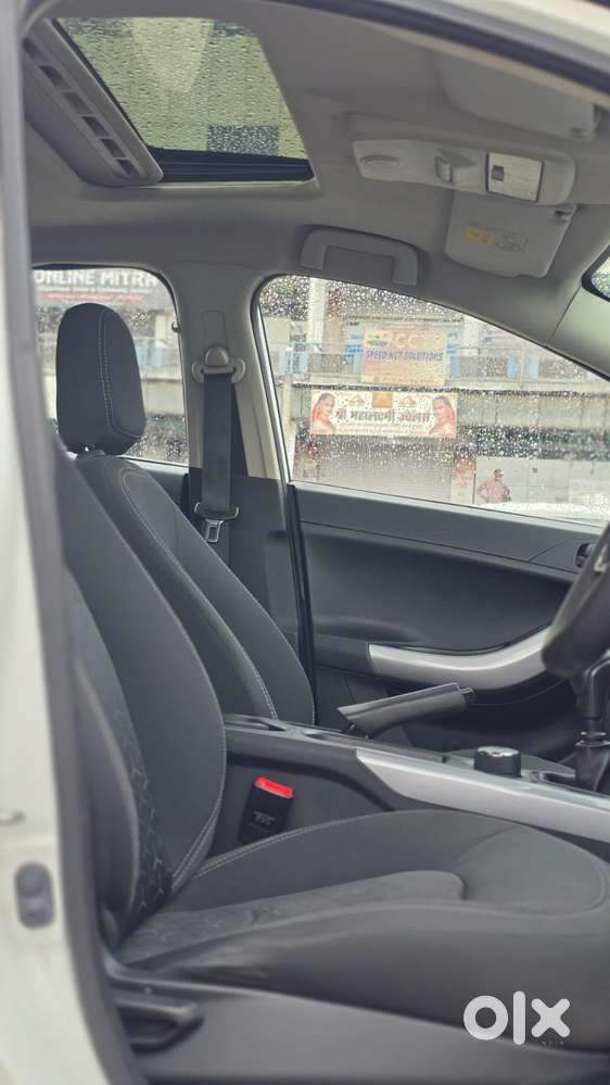 Tata Nexon, 2022, Petrol