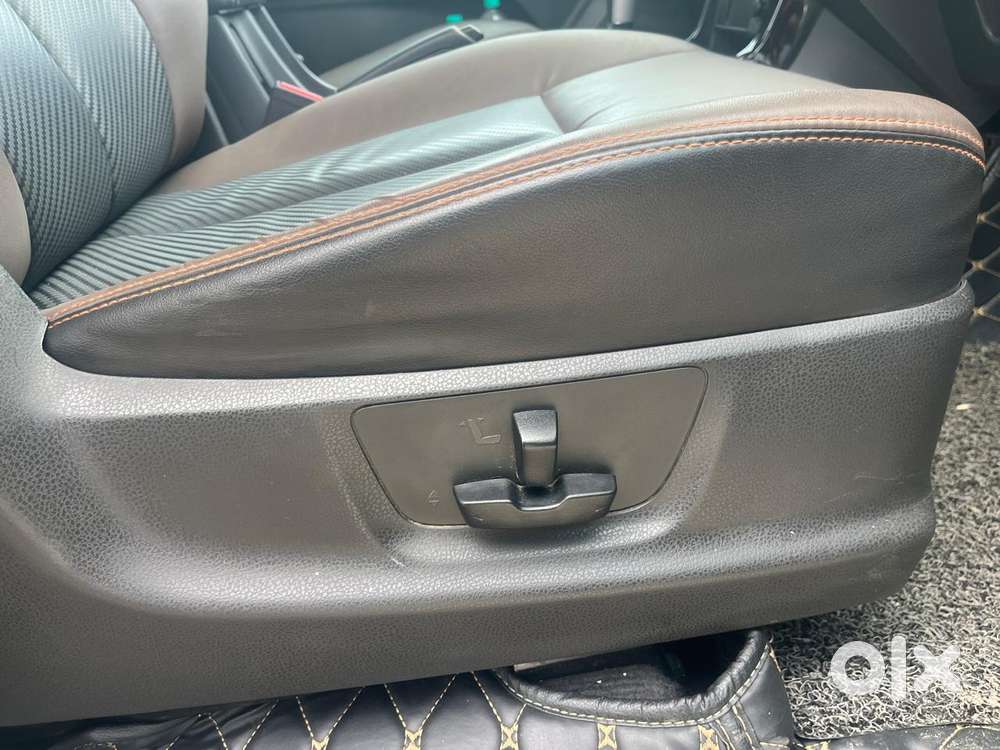 Isuzu D-max V-cross Z Prestige, 2023, Diesel